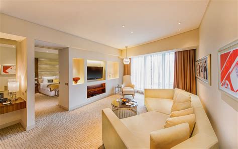 The Countdown Hotel .